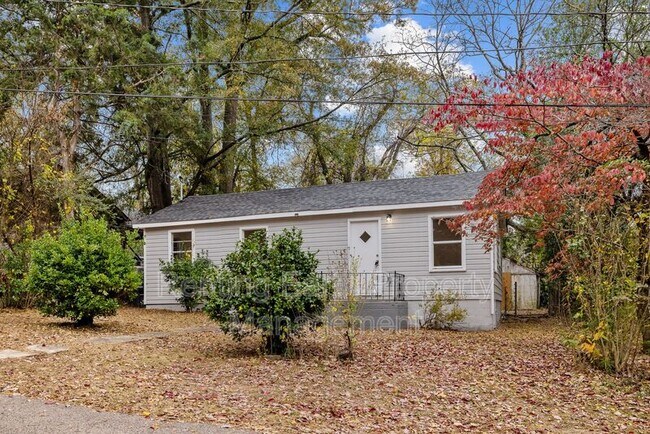 Photo - 2113 Rambow Ave SW