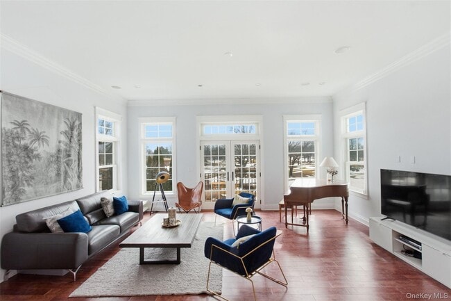 Photo - 74 Old Post Ln