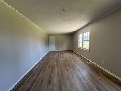 Photo - 910 Winchester Rd