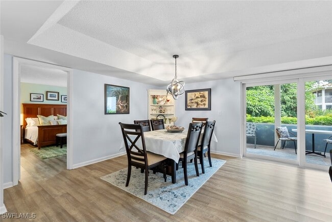 Building Photo - 500 Teryl Rd Unit 1