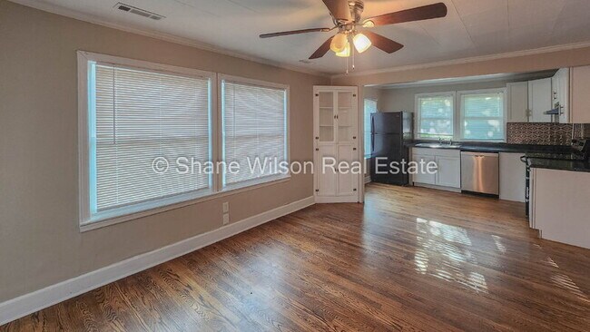 Photo - 1114 Rockway Dr