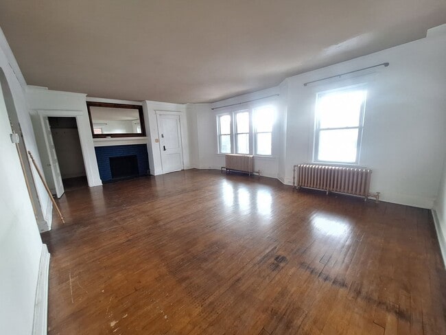 Photo - Large 3 Bedroom Open February! Unit 1