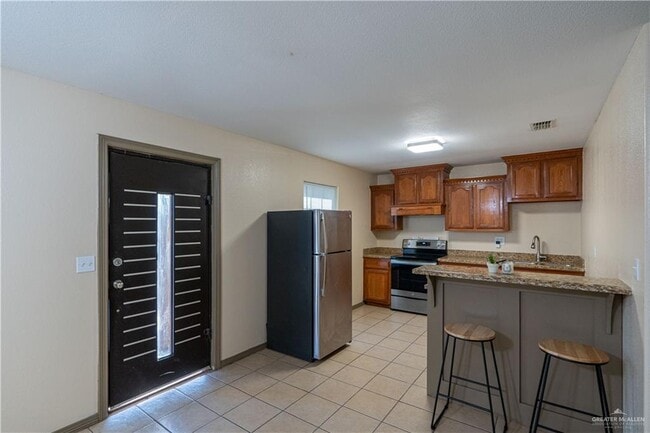 Photo - 11 Queen Palm Dr Unit C