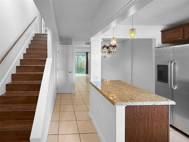 Building Photo - 811 W Oakland Park Blvd Unit F9