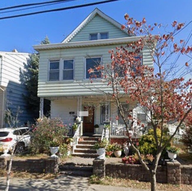 Building Photo - 334 Morrissee Ave Unit # 2