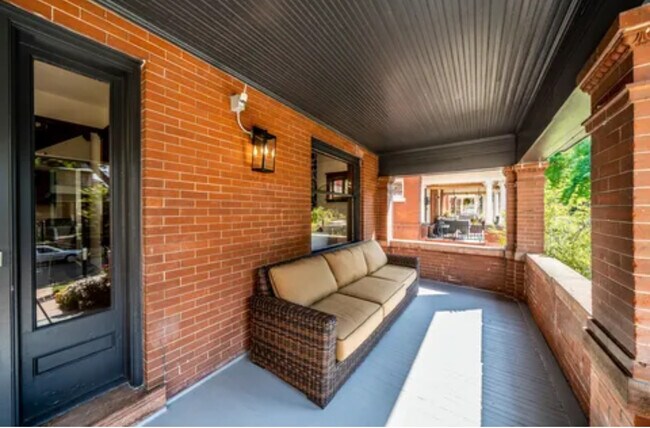 Photo - 1440 St Paul St