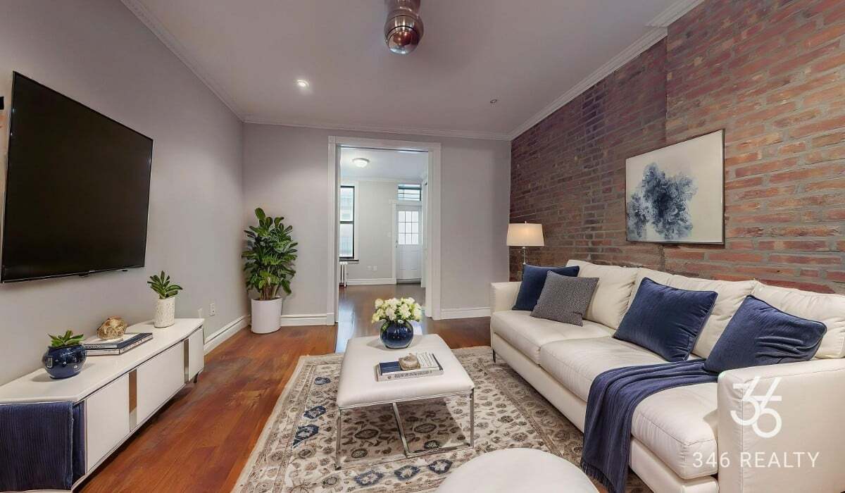 East 25th Street - East 25th Street Unit 3RW