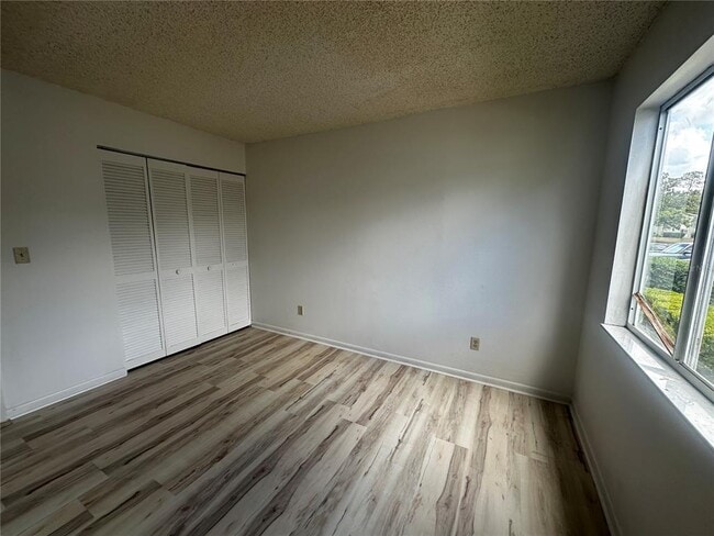 Photo - 593 Fairways Cir Unidad A