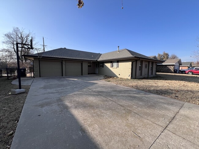 Photo - 2909 N Tropicana Ave