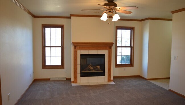 Photo - 7001 East Pass