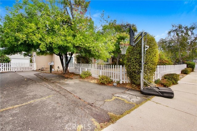 Photo - 817 E Ada Ave