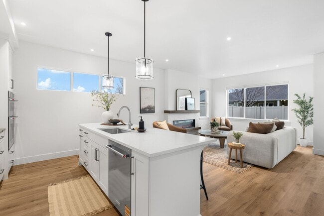 Photo - Brand New Luxury Duplex-Top of the line finishes & walking distance to The Village.