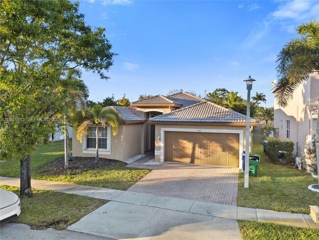 Building Photo - 17491 SW 33rd St