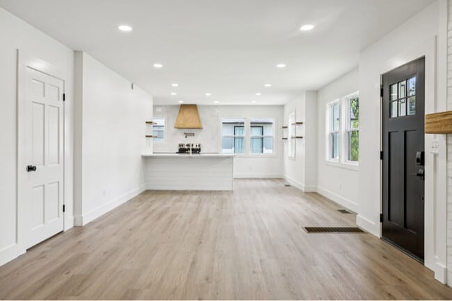 Photo - 1332 Columbia Ave