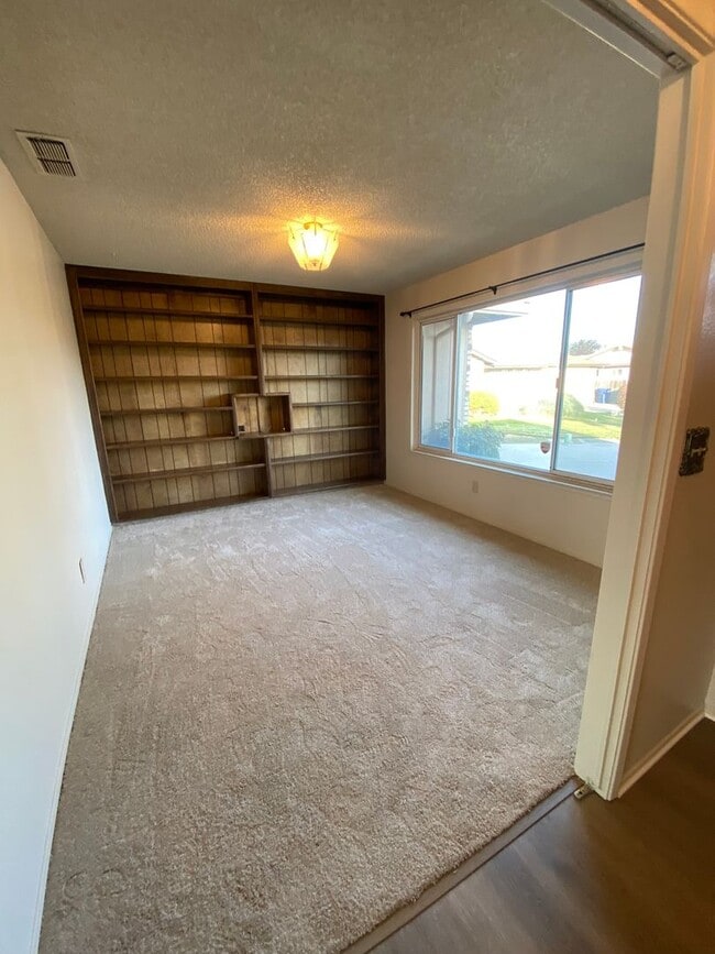 Photo - Move in Special see AD