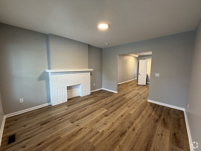 Building Photo - 1671-1673-1673 S 4th St Rental