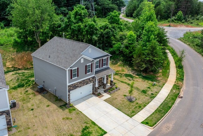 Photo - 4116 Village Blvd NW