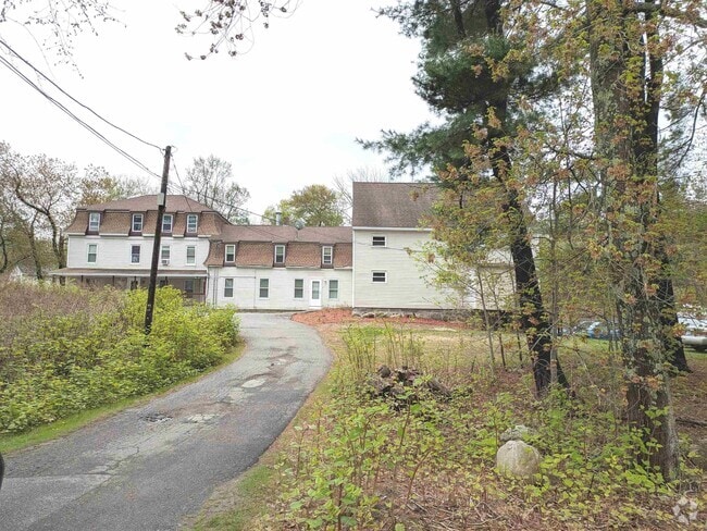 Building Photo - 3 S Shore Rd Unit 9 Rental