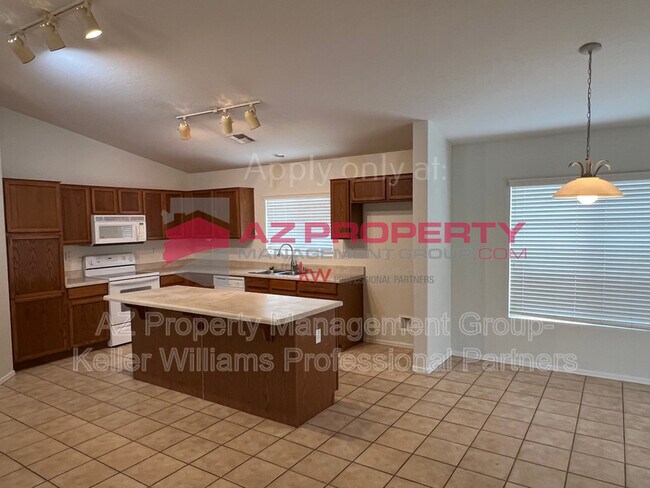 Photo - 17863 W Calavar Rd