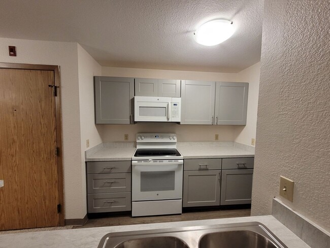 Photo - 3550 W Dimond Blvd Unidad 308