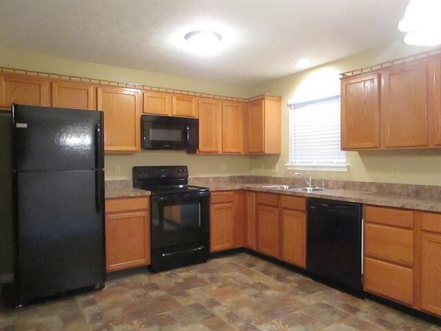 Photo - 1702 Acorn Rd