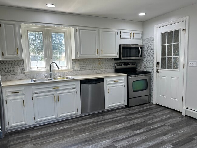 Photo - 3 Wynne Rd House