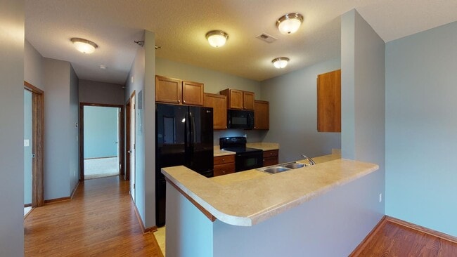 Photo - Fantastic condo in Ankeny-6mo Lease Option Unit 10