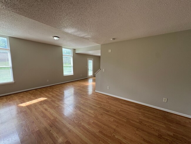 10531 Kensil St