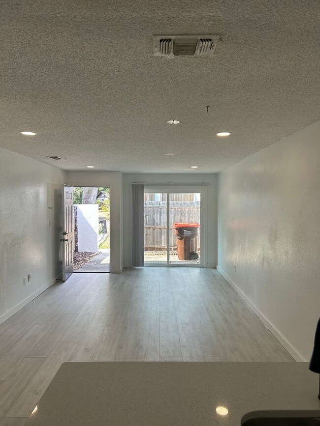 Photo - 2955 SE 53rd Ct Unit C