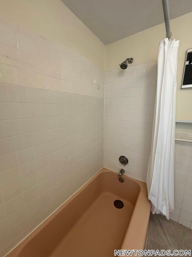 Photo - 18 Lincoln St Unit 2