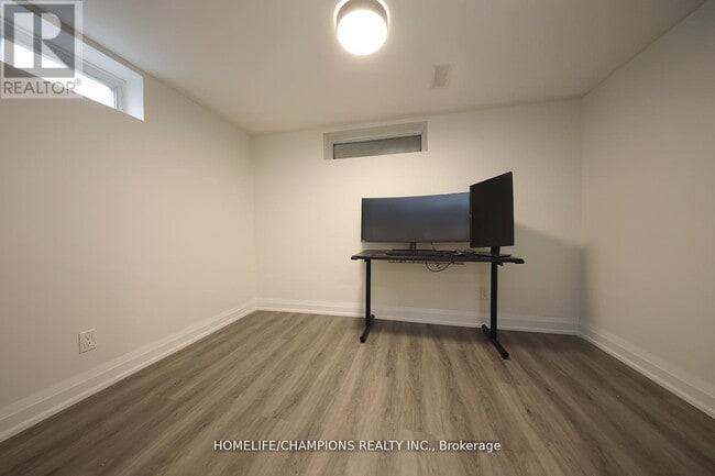 Photo - 50 Fraserton Crescent
