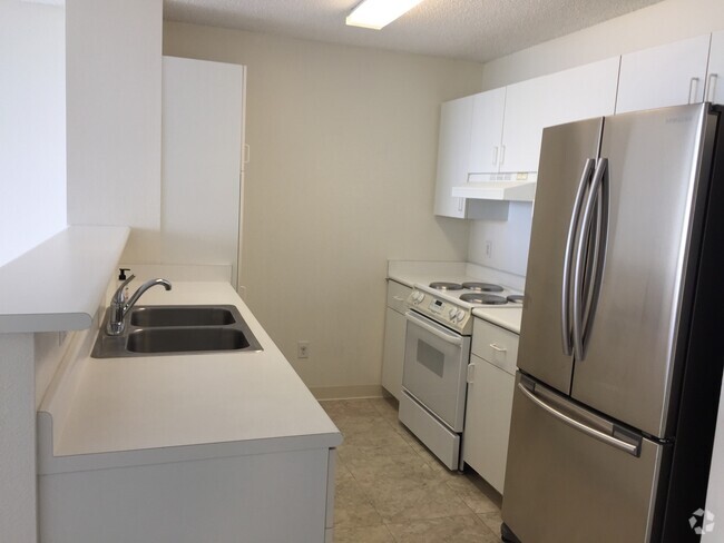 Building Photo - Great Kakaako Location, Amazing Views! Rental