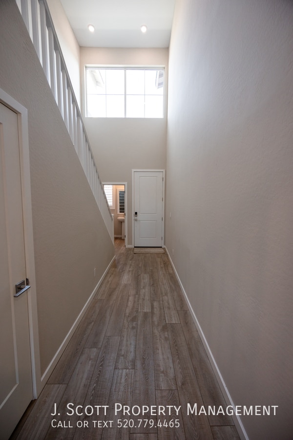 Photo - 4604 S Park Grove St