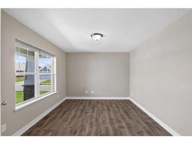 Photo - 18099 Heirloom Ct