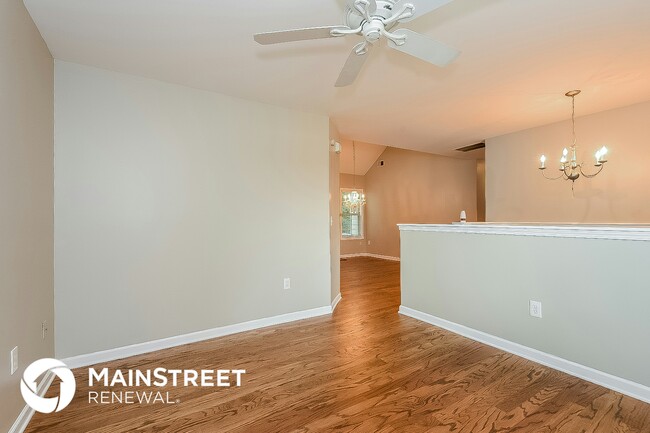 Photo - 30 Laurel Way