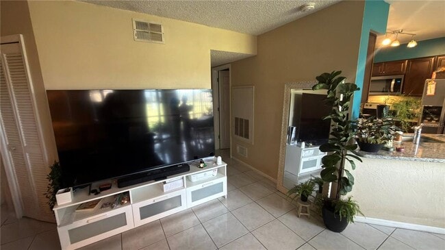 Photo - 4690 Pembrook Pl Unit 90