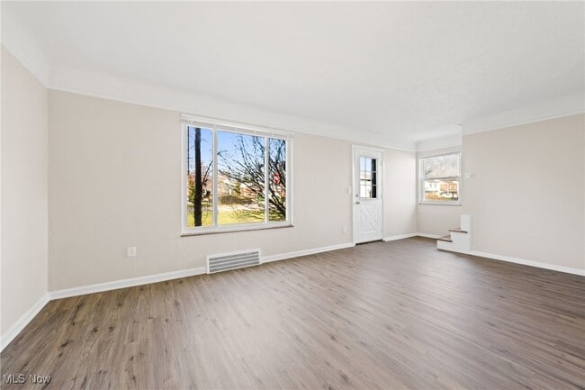 Photo - 21000 Priday Ave