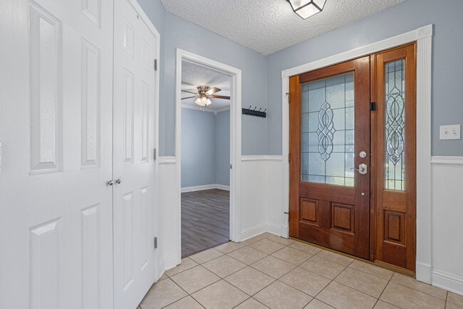 Photo - 1517 Porpoise St