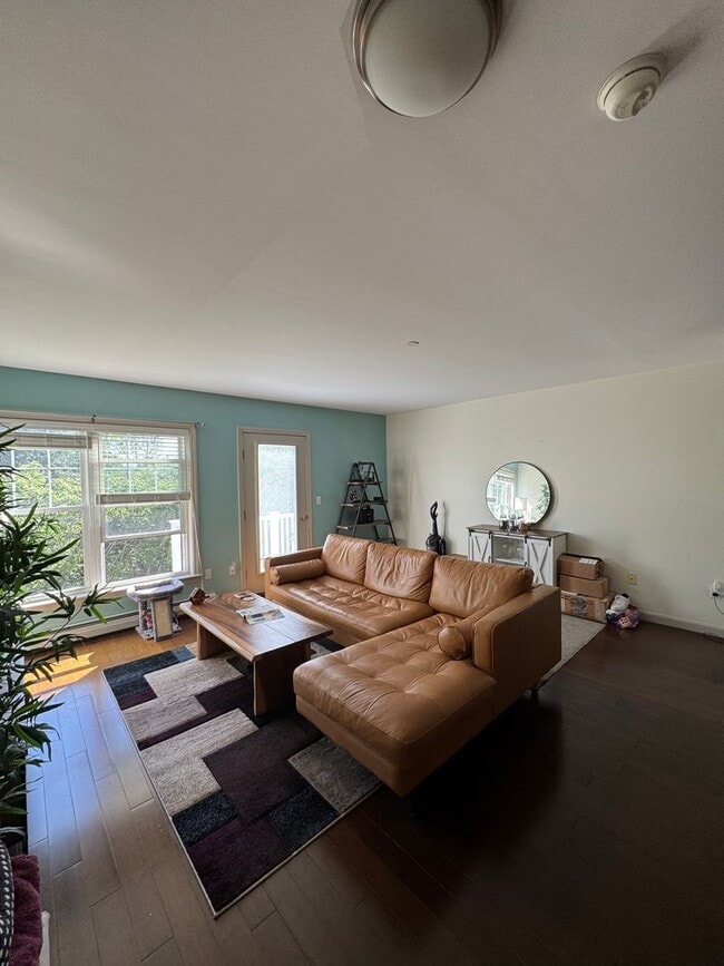 Photo - $2,650 2BD/1.5BA South Portland Near I-295