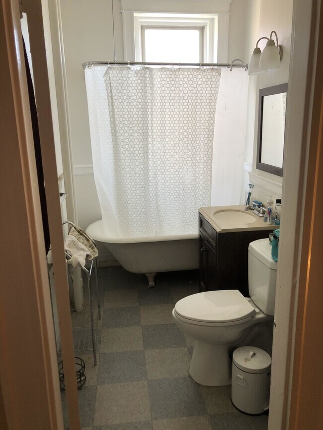 1173 Commonwealth Ave Unit 3