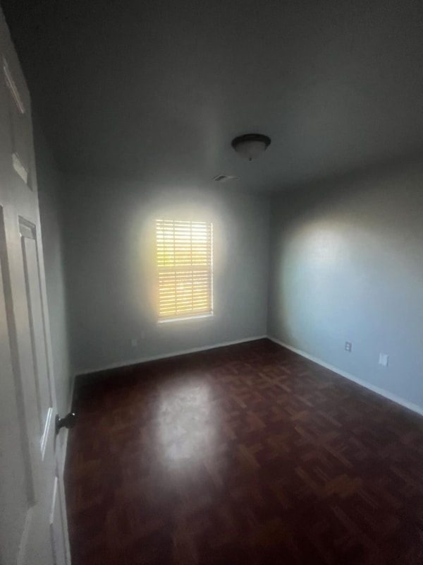 Photo - 4403 S Roberts St