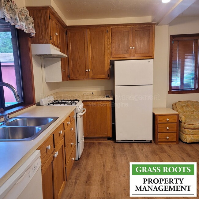 Photo - 15772 Sunnyvale Ln
