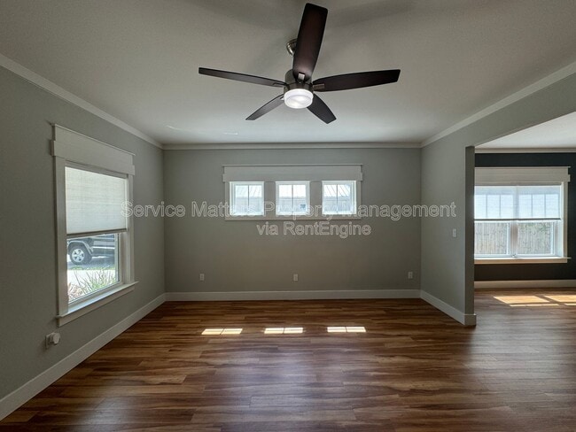 Photo - 1416 E Baars St