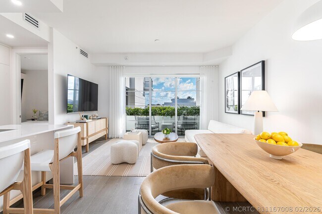 Building Photo - 155 E Boca Raton Rd Unit 1008