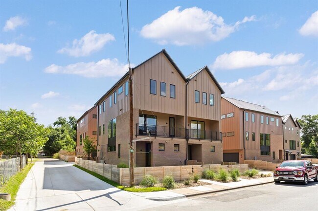Photo - 3528 Gonzales St