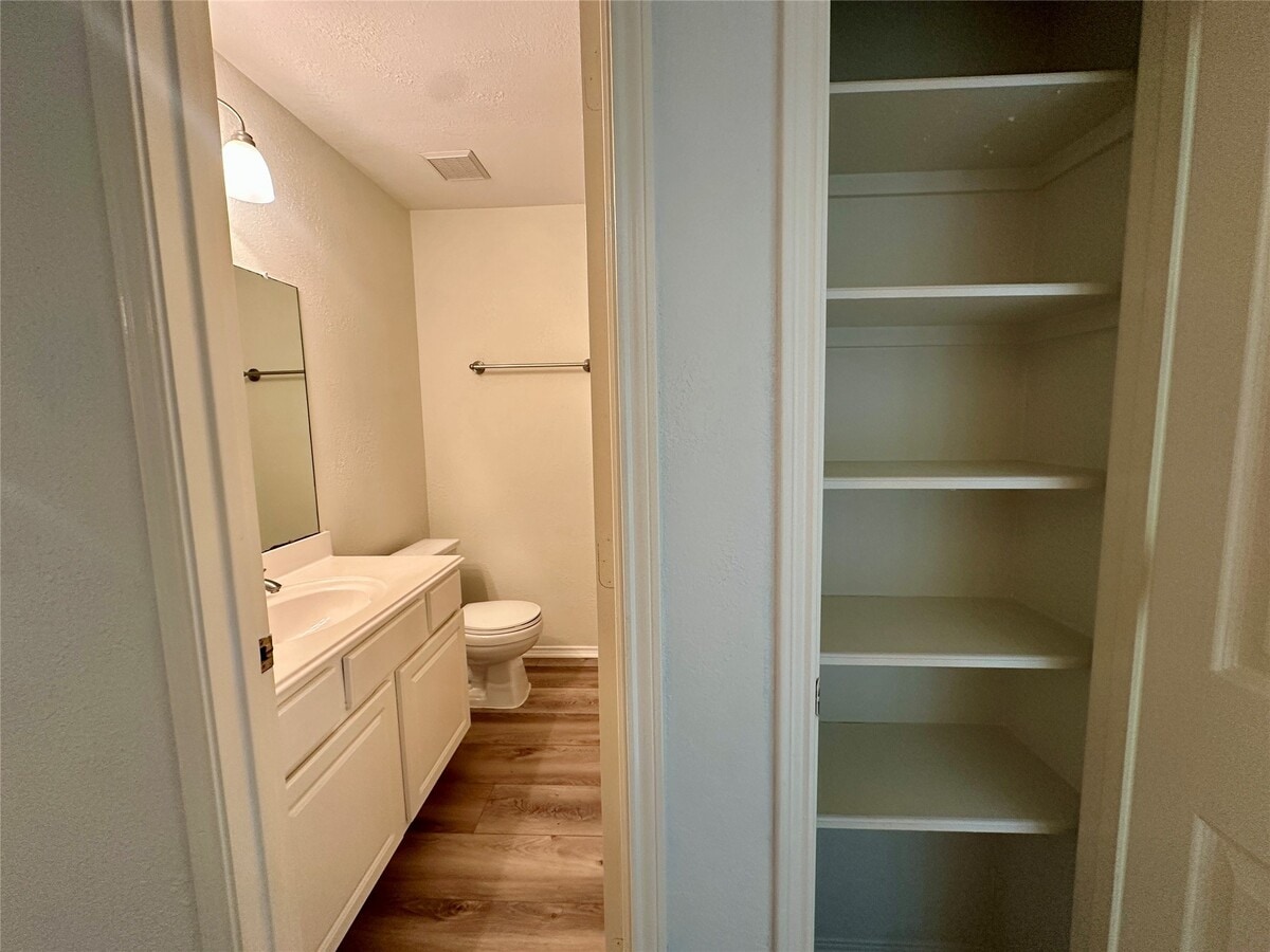 Photo - 15631 Barber Grove Ln