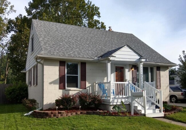 Building Photo - 32626 Sheridan St