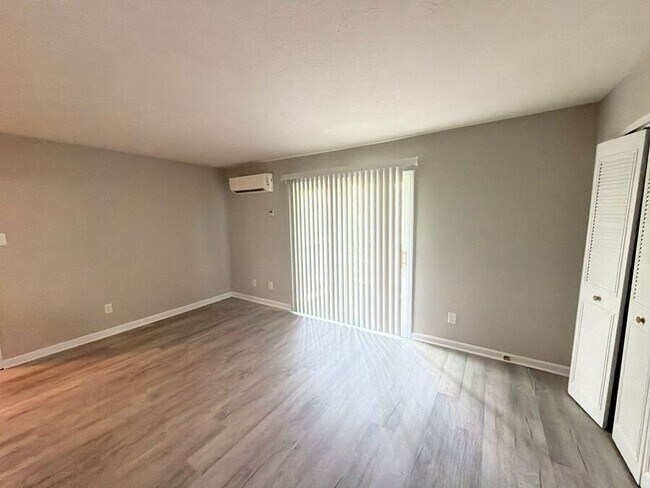 Photo - 2066 Fairmont Ct Unit 5