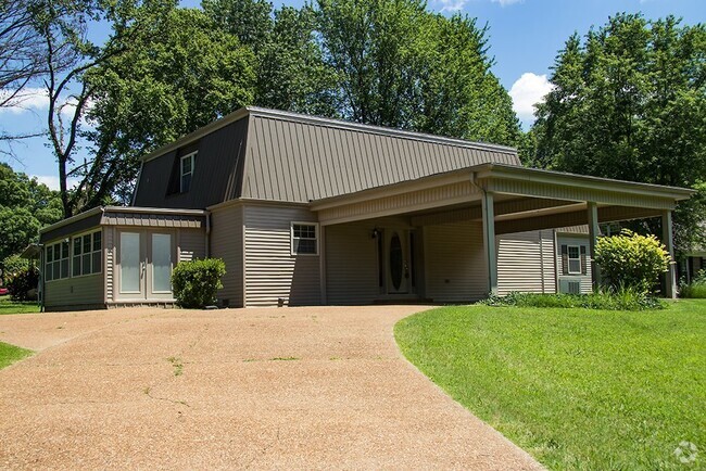 Building Photo - Modern Home in Heart of Dresden!