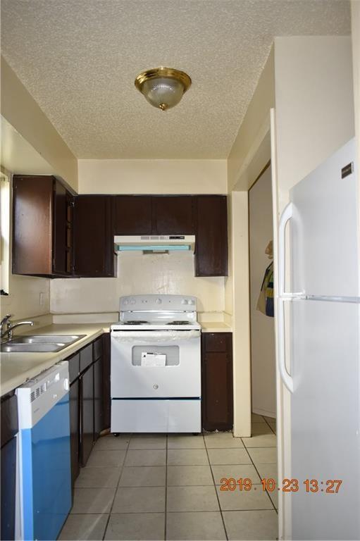 Photo - 1908 West Loop